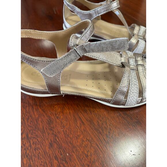 Ecco Flash T-Strap Sandal 10/10.5 EU 41 Metallic Leather Lightweight Comfort - Picture 10 of 10